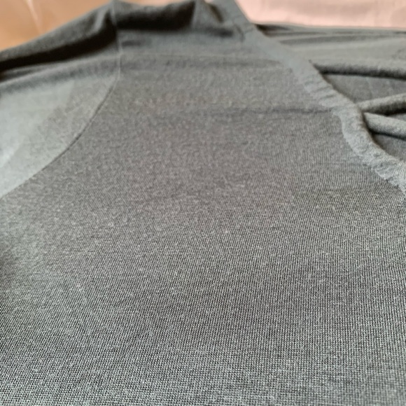 Pacsun Criss across Short Sleeve Top - Picture 3 of 5